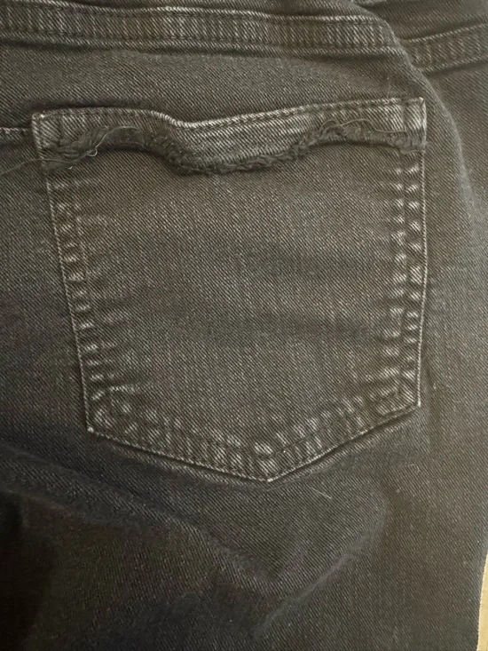 Etro Black Cropped Frayed-Hem Jeans - Picture 6 of 6